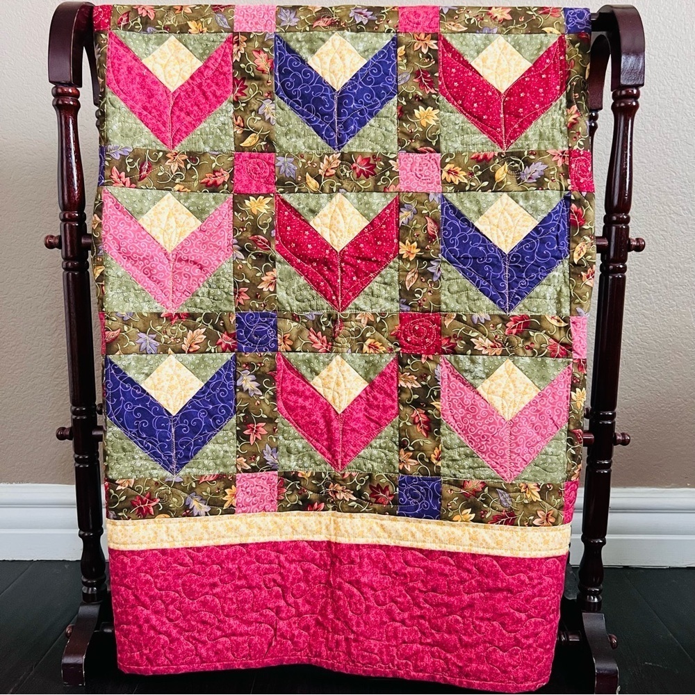 41”x41” New Handmade Cotton Patchwork Quilt. Wall Hanging Quilt.